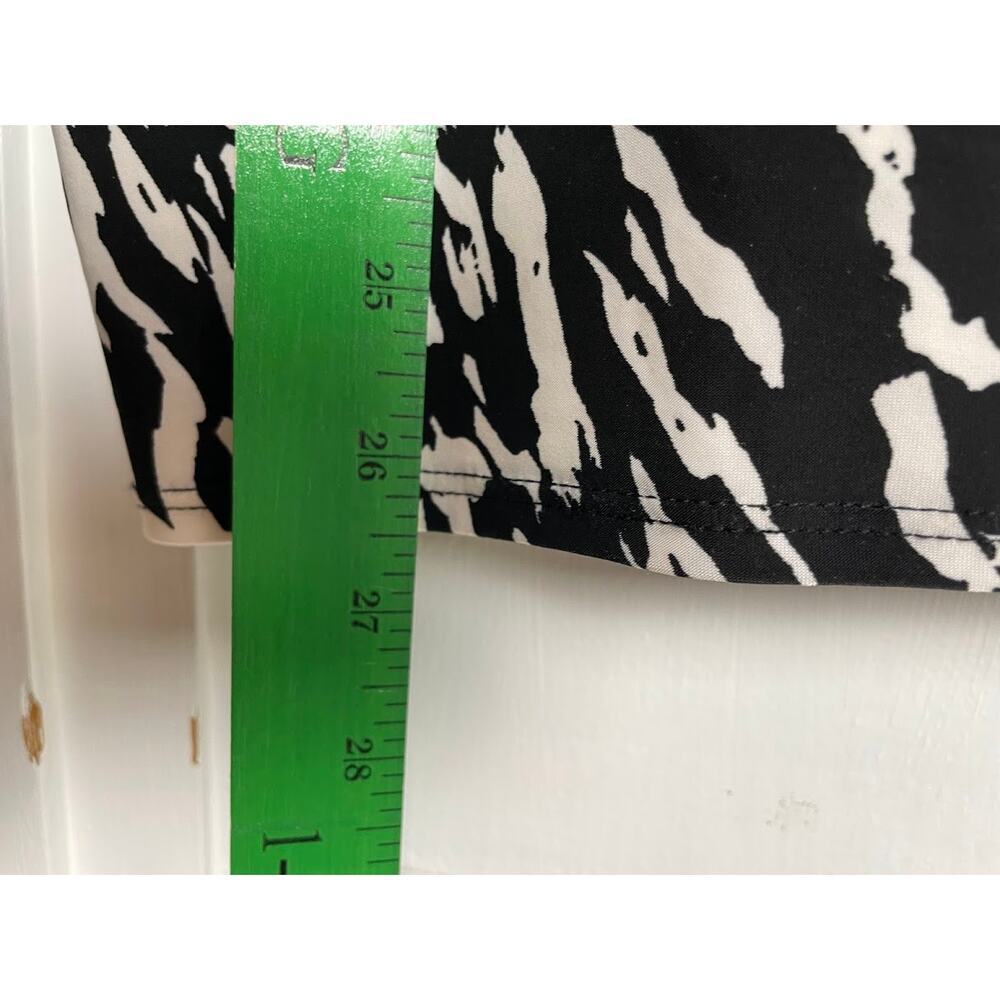 INC International Concepts Black White Abstract Relaxed Blouse Faux Wrap XL - Picture 13 of 13